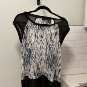Chiffon Trim Sleeveless Top with Blue Marble Print